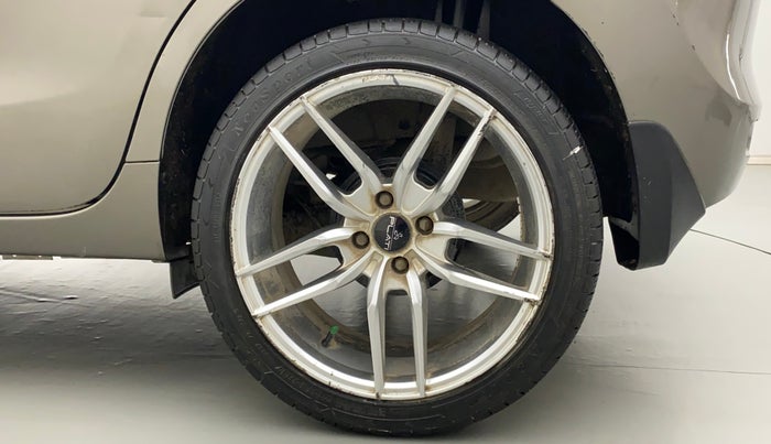 2020 Toyota Glanza G, CNG, Manual, 39,634 km, Left Rear Wheel
