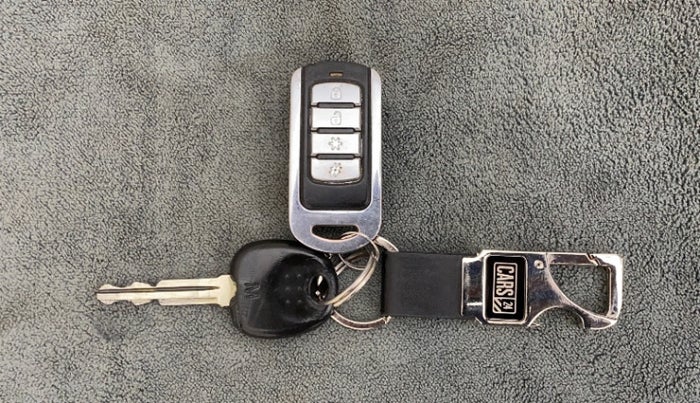 2012 Hyundai Eon MAGNA, Petrol, Manual, 1,10,149 km, Lock system - Remote key not functional