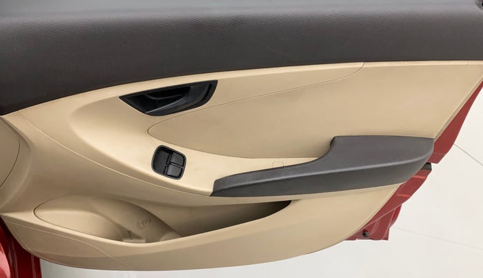 2012 Hyundai Eon MAGNA, Petrol, Manual, 1,10,149 km, Driver Side Door Panels Control