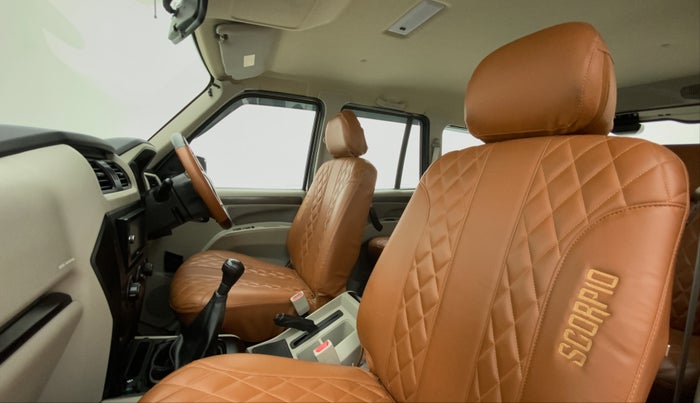 2020 Mahindra Scorpio S5, Diesel, Manual, 41,394 km, Right Side Front Door Cabin