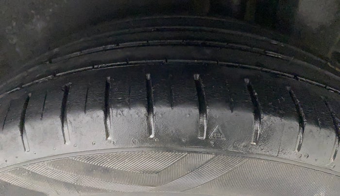 2018 Maruti Ciaz ALPHA  AT 1.4  PETROL, Petrol, Automatic, 77,441 km, Left Rear Tyre Tread