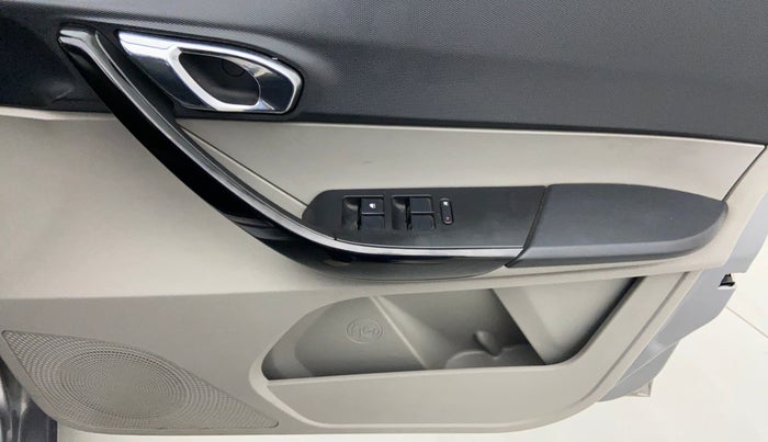 2018 Tata Tiago XZ PETROL, Petrol, Manual, 39,597 km, Driver Side Door Panels Control