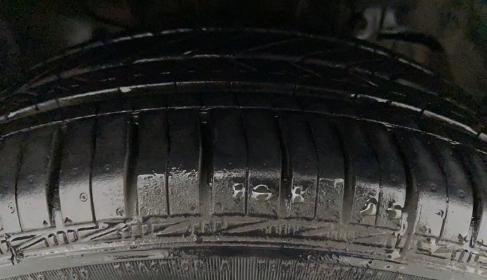 2018 Tata Tiago XZ PETROL, Petrol, Manual, 39,597 km, Right Front Tyre Tread