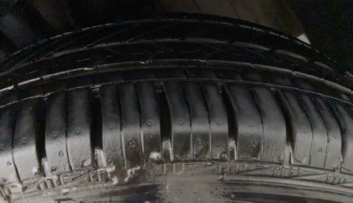 2018 Tata Tiago XZ PETROL, Petrol, Manual, 39,597 km, Left Front Tyre Tread