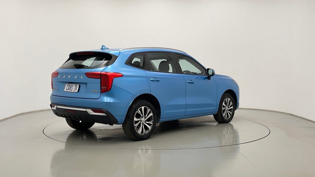 Right Back Diagonal (45- Degree) View