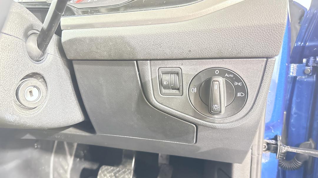 2019 Volkswagen Polo 85tsi Comfortline, Automatic, 23137 km, Utility Switches/Buttons