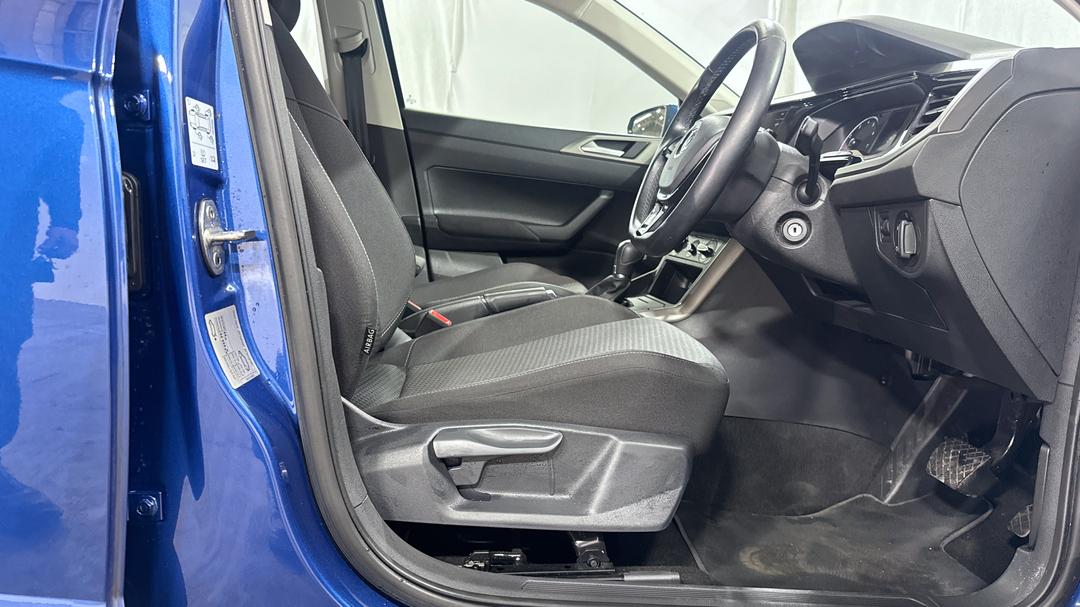 2019 Volkswagen Polo 85tsi Comfortline, Automatic, 23137 km, Drivers Side Adjustment Panel