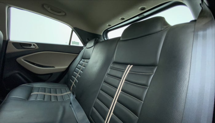 2017 Hyundai Elite i20 Magna Executive 1.2, Petrol, Manual, 36,171 km, Right Side Rear Door Cabin