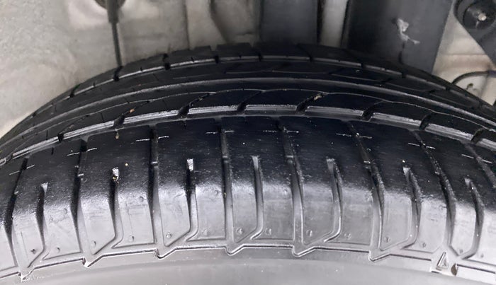 2018 Hyundai Elite i20 ASTA 1.2, Petrol, Manual, 11,334 km, Left Rear Tyre Tread