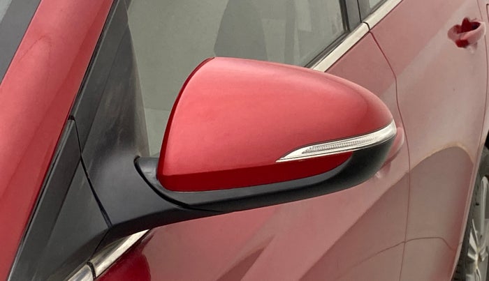 2017 Hyundai Verna 1.6 SX VTVT, Petrol, Manual, 25,935 km, Left rear-view mirror - Indicator light has minor damage