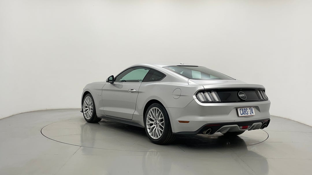 Left Back Diagonal (45- Degree) View