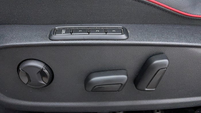 VOLKSWAGEN GOLF-Driver Side Adjustment Panel