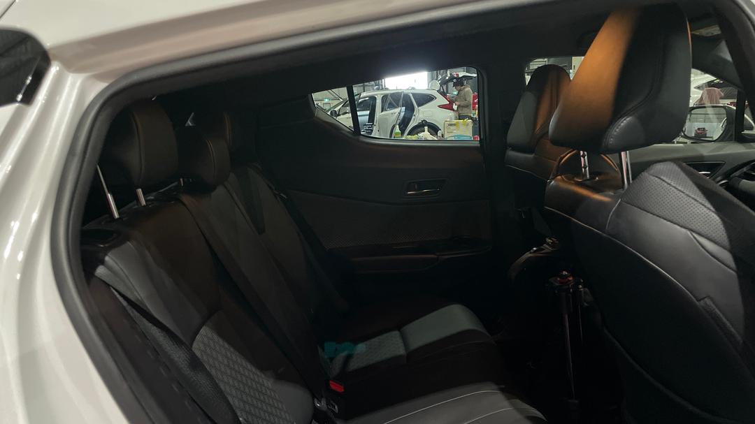 2022 Toyota C-HR Koba (2WD) Hybrid, Automatic, 61434 km, Right Side Rear Door Cabin View