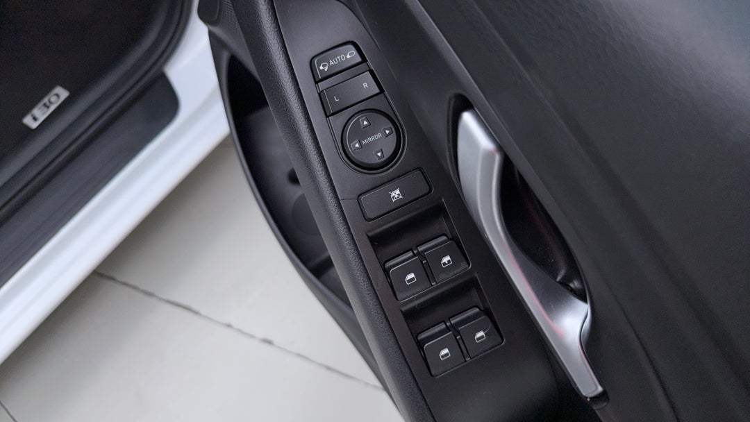 Drivers Side Door Panel Controls