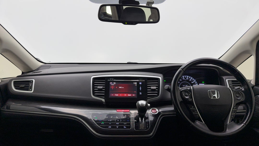 2015 Honda Odyssey Vti-l, Automatic, 70073 km, Dashboard View