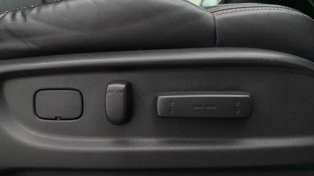 2015 Honda Odyssey Vti-l, Automatic, 70073 km, Drivers Side Adjustment Panel
