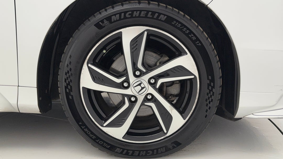 2015 Honda Odyssey Vti-l, Automatic, 70073 km, Right Front Wheel