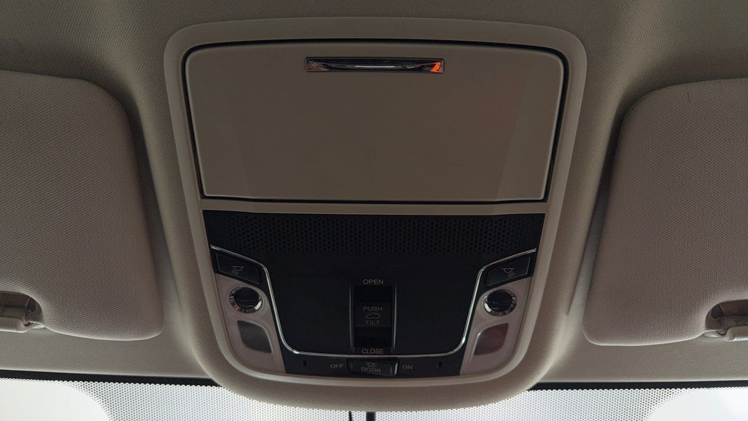 2015 Honda Odyssey Vti-l, Automatic, 70073 km, On-Roof Controls/Sunglass holder