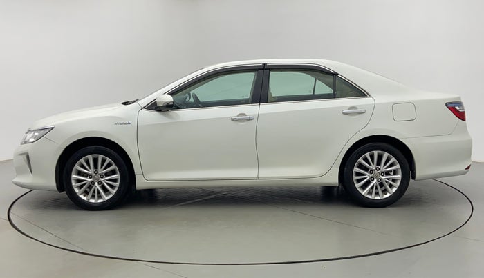 2017 Toyota Camry HYBRID, Petrol, Automatic, 70,420 km, Left Side View