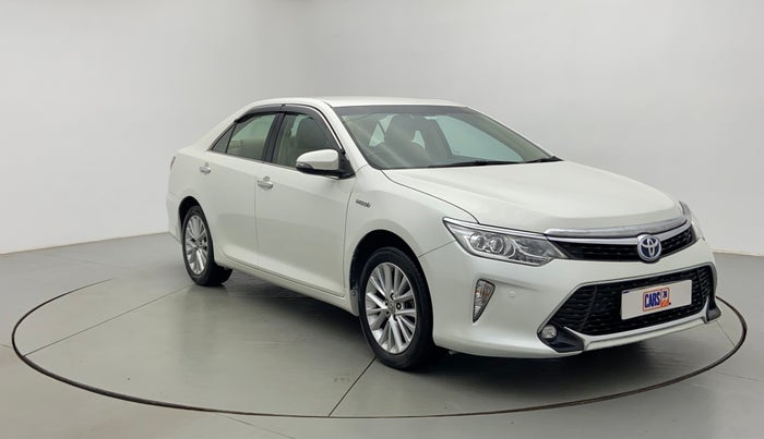 2017 Toyota Camry HYBRID, Petrol, Automatic, 70,420 km, Right Front Diagonal