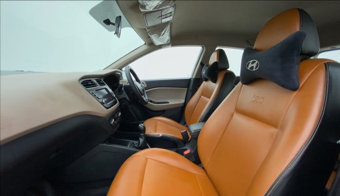 2020 Hyundai Elite i20 1.2 SPORTS PLUS VTVT, Petrol, Manual, 28,062 km, Right Side Front Door Cabin