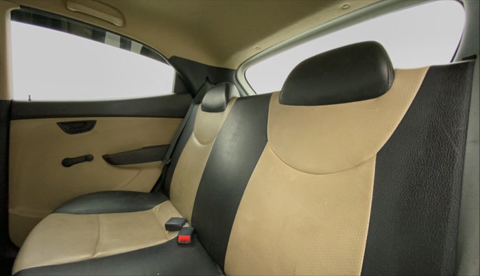 2014 Hyundai Eon ERA +, Petrol, Manual, 75,892 km, Right Side Rear Door Cabin