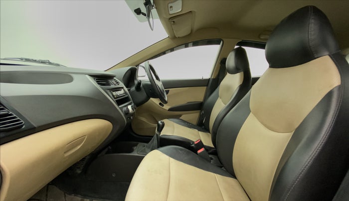2014 Hyundai Eon ERA +, Petrol, Manual, 75,892 km, Right Side Front Door Cabin