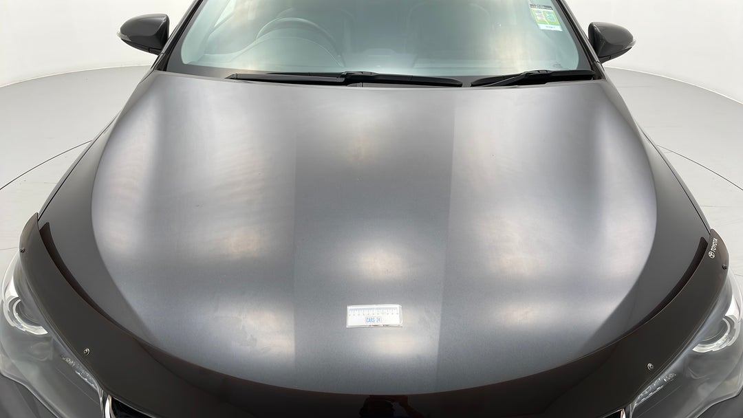 2016 Toyota Camry Atara Sl, Automatic, 85987 km, Bonnet Chip