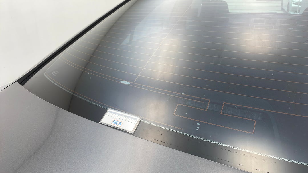 2016 Toyota Camry Atara Sl, Automatic, 85987 km, Windshield Rear Tinting bubbling