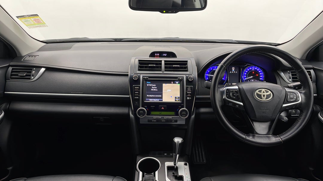 2016 Toyota Camry Atara Sl, Automatic, 85987 km, Dashboard View