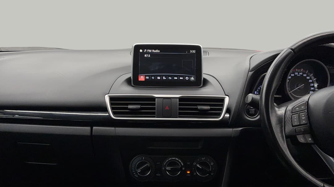 2016 Mazda 3 Maxx, Automatic, 130013 km, Center Console