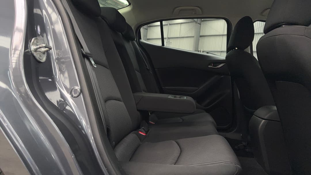 2016 Mazda 3 Maxx, Automatic, 130013 km, Right Side Rear Door Cabin View