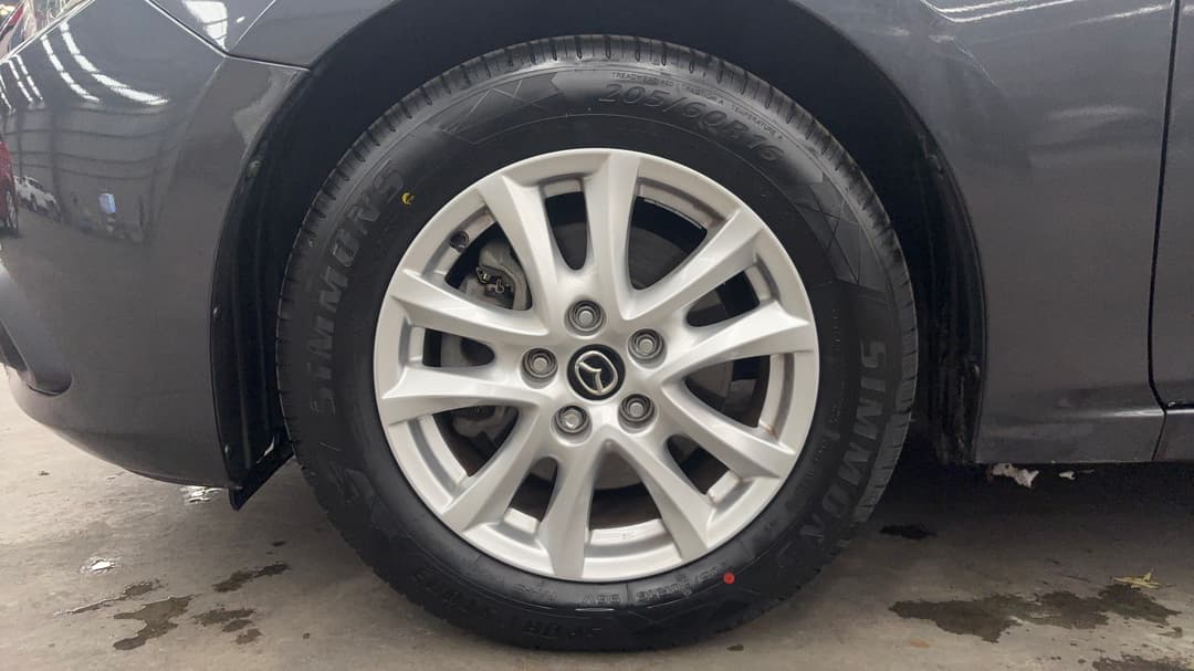2016 Mazda 3 Maxx, Automatic, 130013 km, Left Front Wheel