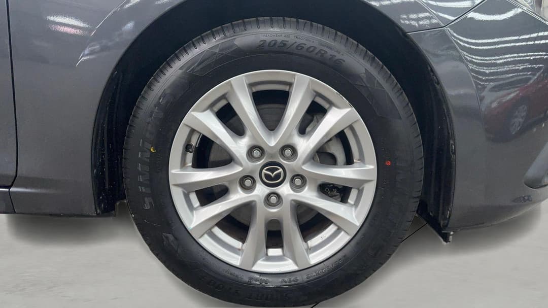 2016 Mazda 3 Maxx, Automatic, 130013 km, Right Front Wheel