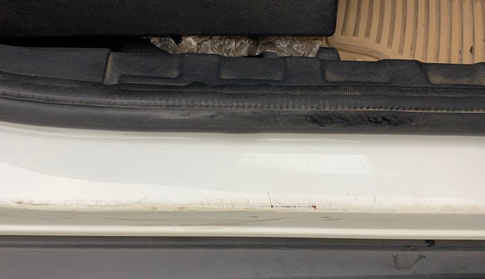 2017 Tata NEXON XZ PLUS DIESEL, Diesel, Manual, 90,436 km, Right running board - Minor scratches
