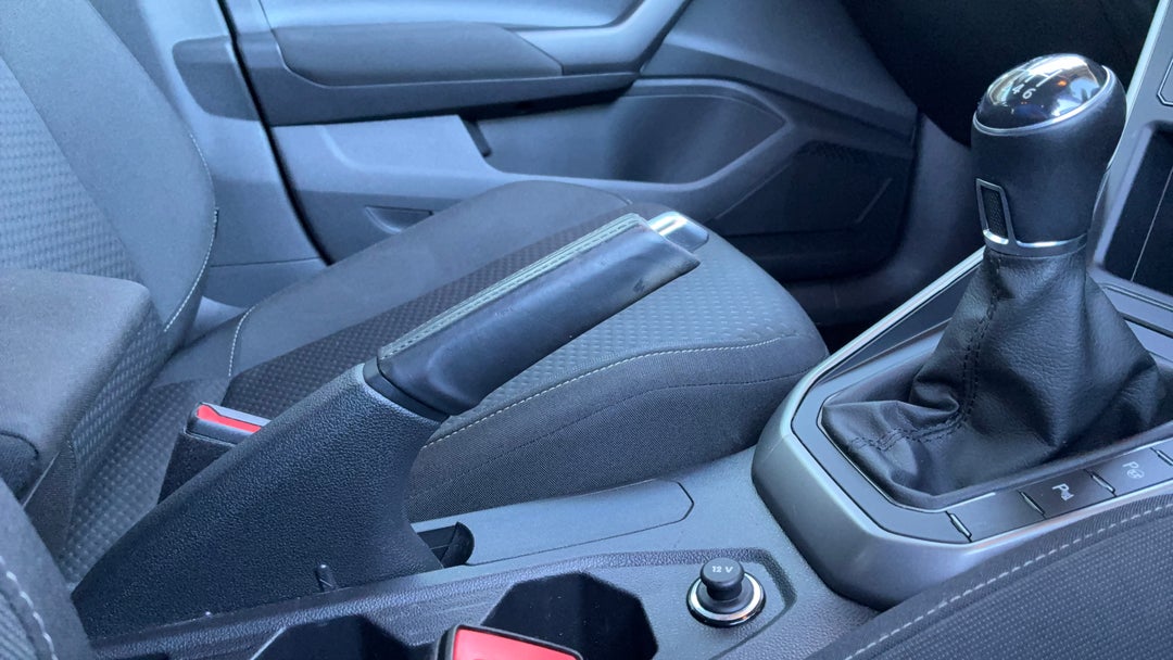 2019 Volkswagen Polo 85tsi Comfortline, Manual, 84953 km, Handbrake