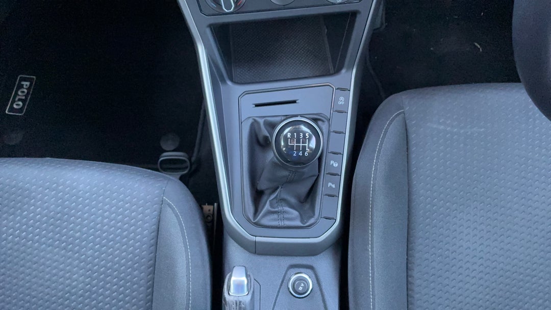 2019 Volkswagen Polo 85tsi Comfortline, Manual, 84953 km, Gear Lever 