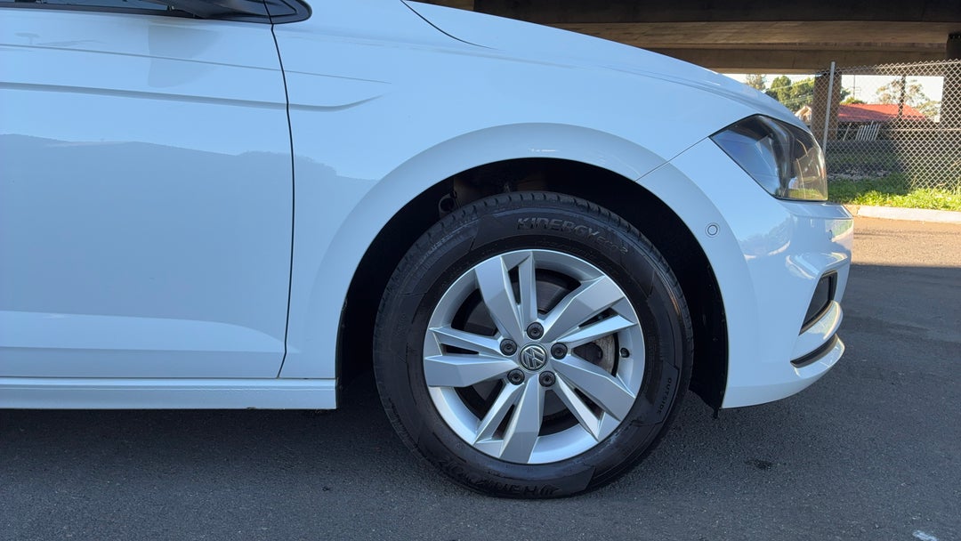 2019 Volkswagen Polo 85tsi Comfortline, Manual, 84953 km, Right Front Wheel