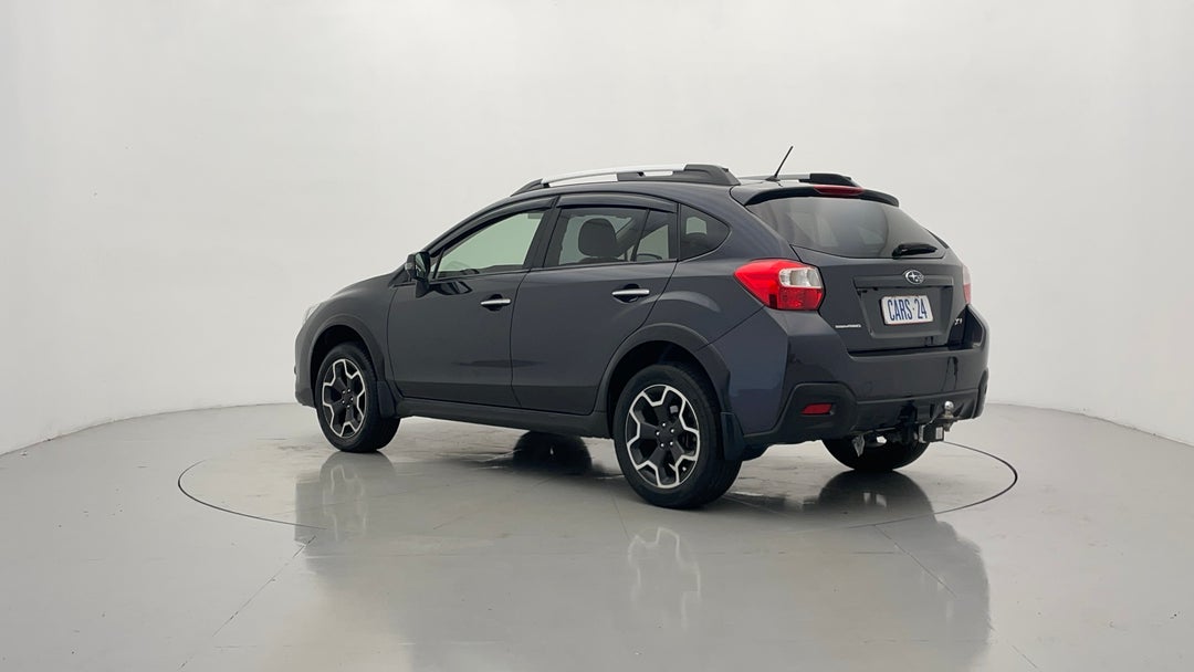 Left Back Diagonal (45- Degree) View