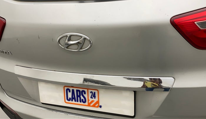 2016 Hyundai Creta SX PLUS 1.6 PETROL, Petrol, Manual, 94,971 km, Dicky (Boot door) - Minor scratches