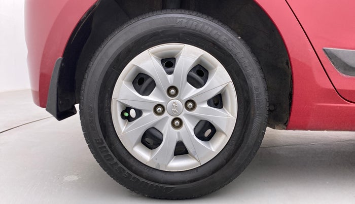 2016 Hyundai Elite i20 SPORTZ 1.4, Diesel, Manual, 78,151 km, Right Rear Wheel