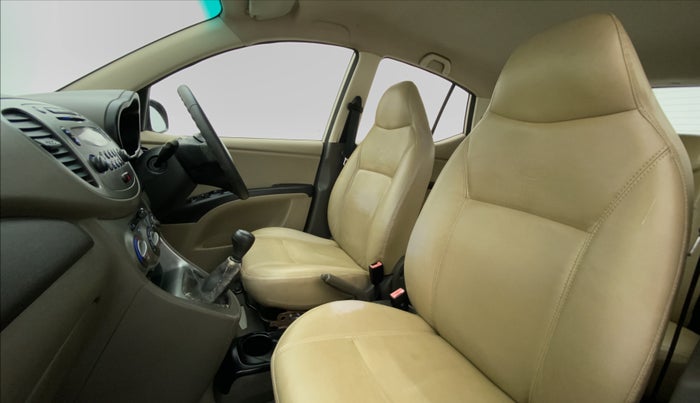 2011 Hyundai i10 SPORTZ 1.2 KAPPA2, Petrol, Manual, 20,532 km, Right Side Front Door Cabin