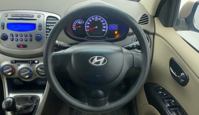 2011 Hyundai i10 SPORTZ 1.2 KAPPA2, Petrol, Manual, 20,532 km, Steering Wheel Close Up