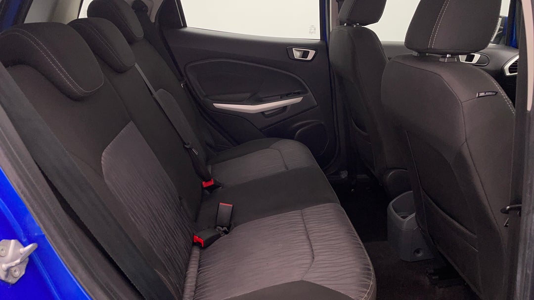 2014 Ford Ecosport Trend, Manual, 126986 km, Right Side Rear Door Cabin View
