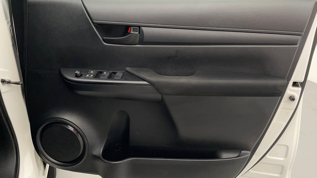 2019 Toyota Hilux Workmate, Automatic, 104249 km, Speaker View