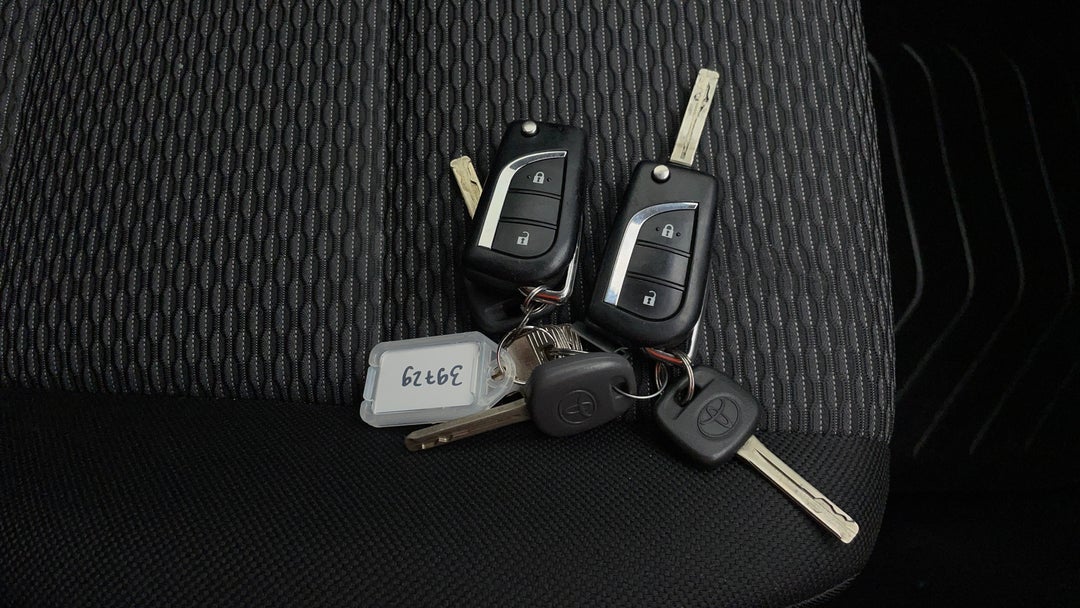 2019 Toyota Hilux Workmate, Automatic, 104249 km, Key Close-up