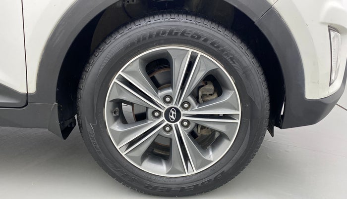 2017 Hyundai Creta SX PLUS AT 1.6 DIESEL, Diesel, Automatic, 43,615 km, Right Front Wheel