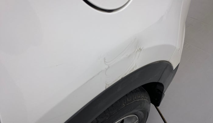 2017 Hyundai Creta SX PLUS AT 1.6 DIESEL, Diesel, Automatic, 43,615 km, Left quarter panel - Minor scratches