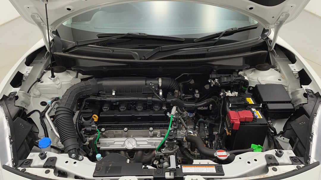 2023 Suzuki Swift Gl Plus, Automatic, 26677 km, Open Bonnet (Engine)