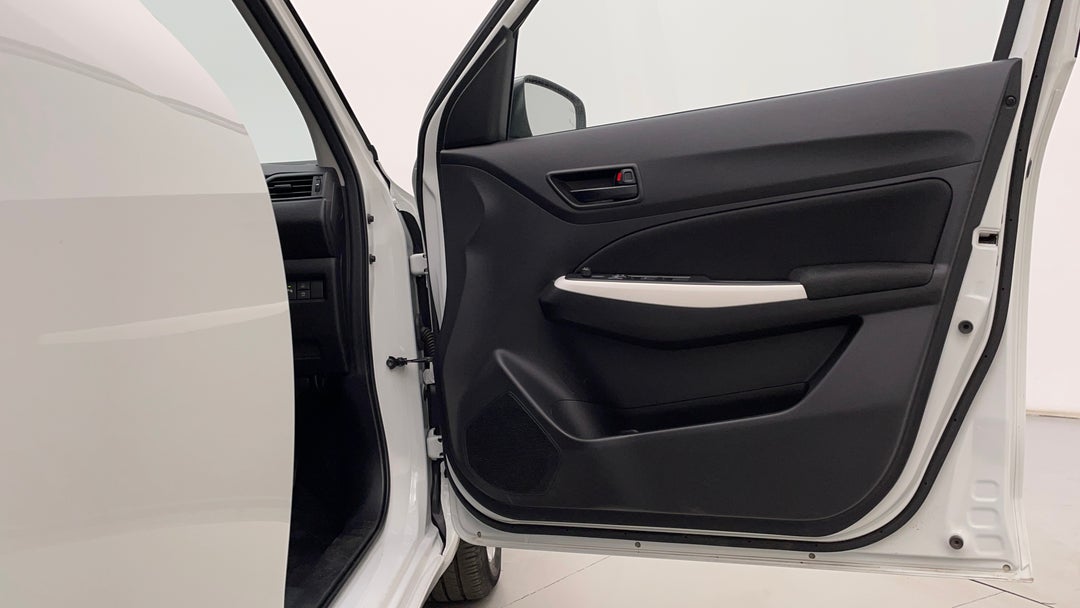 2023 Suzuki Swift Gl Plus, Automatic, 26677 km, Speaker View